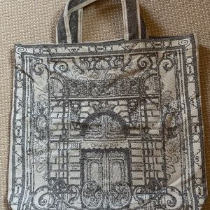 PARIS EXCLUSIVE DIOR TOTE!